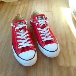 Men’s converse sneakers